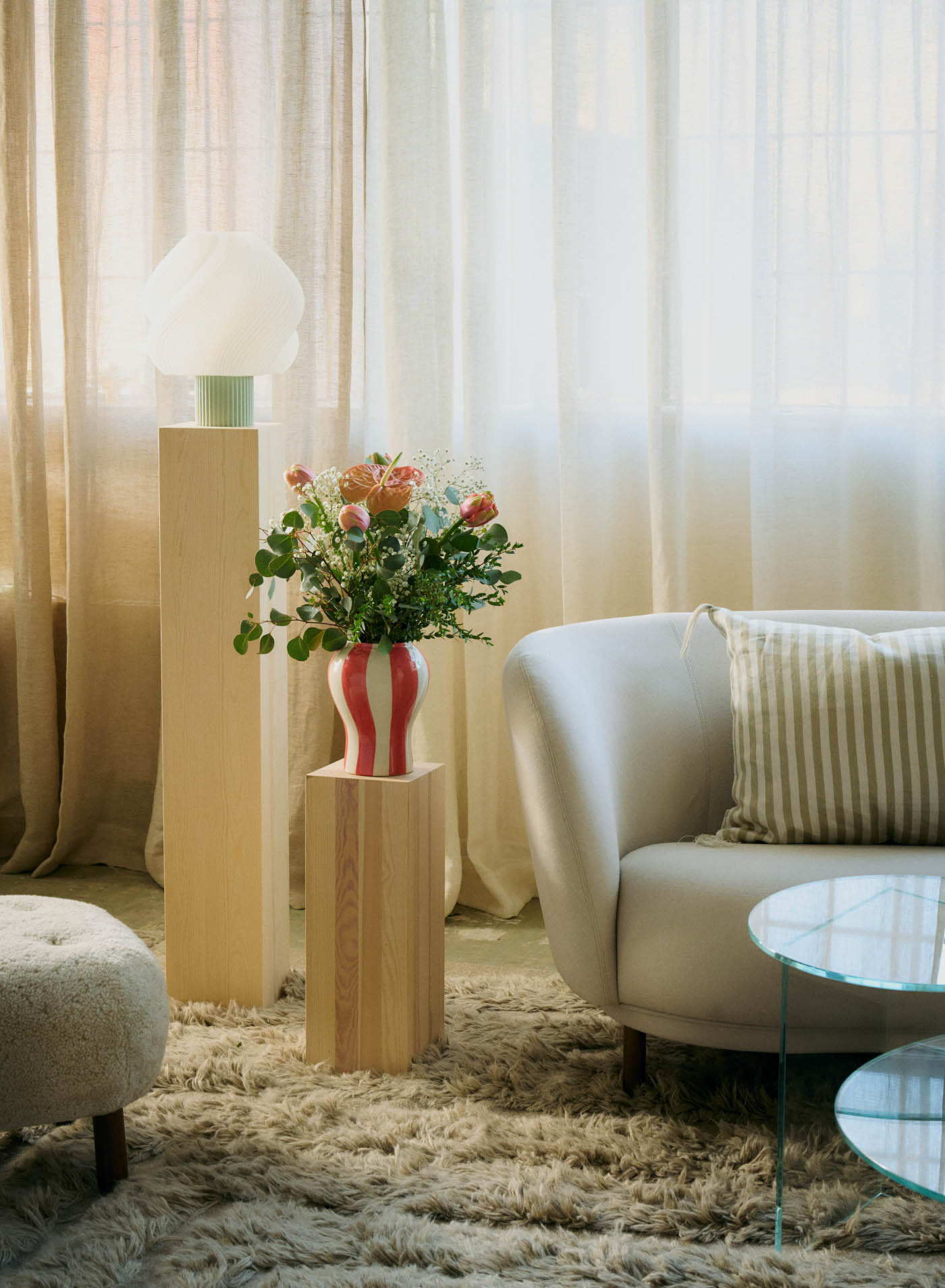 Piedestal Vitoljad Furu Piedestal Vitoljad Furu